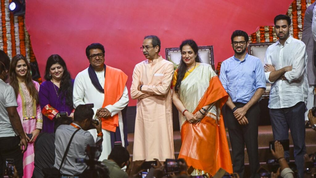 राज ठाकरे और उद्धव ठाकरे:एकता और अलगाव की कहानी